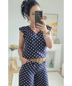 Tops / Blouses><noscript><img width=