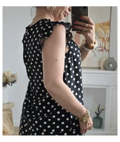 Tops / Blouses><noscript><img width=
