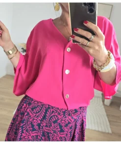 Tops / Blouses><noscript><img width=