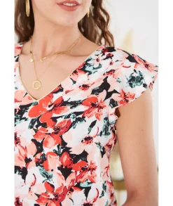 Tops / Blouses><noscript><img width=