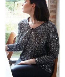Tops / Blouses><noscript><img width=