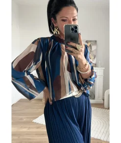 Tops / Blouses><noscript><img width=