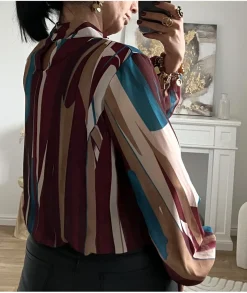 Tops / Blouses><noscript><img width=