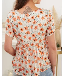 Tops / Blouses><noscript><img width=
