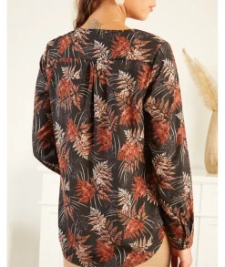 Tops / Blouses><noscript><img width=