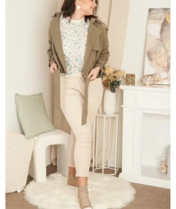 Tops / Blouses><noscript><img width=