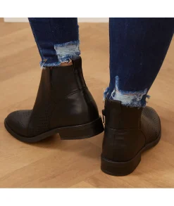 Boots & Bottes><noscript><img width=