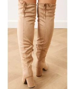 Boots & Bottes><noscript><img width=