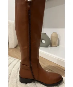 Boots & Bottes><noscript><img width=