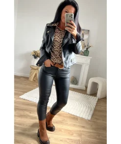 Boots & Bottes><noscript><img width=