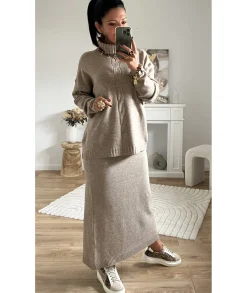 Pulls / Gilets|Jupes / Shorts><noscript><img width=