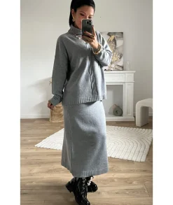 Pulls / Gilets|Jupes / Shorts><noscript><img width=