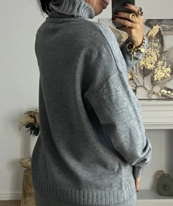 Pulls / Gilets|Jupes / Shorts><noscript><img width=