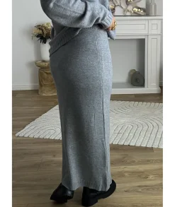 Pulls / Gilets|Jupes / Shorts><noscript><img width=