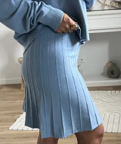 Jupes / Shorts><noscript><img width=