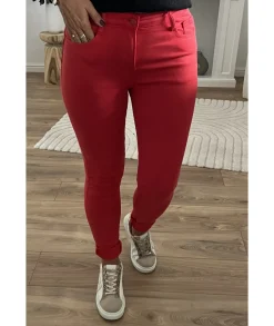 Jeans / Pantalons><noscript><img width=