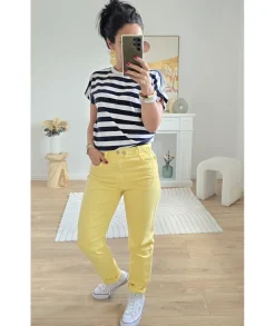 Jeans / Pantalons><noscript><img width=