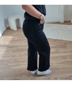 Jeans / Pantalons><noscript><img width=
