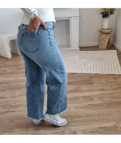Jeans / Pantalons><noscript><img width=