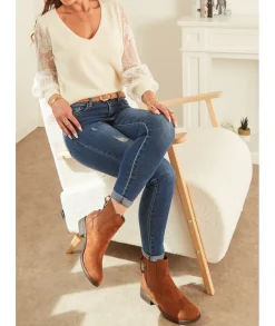 Jeans / Pantalons><noscript><img width=