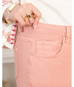 Jeans / Pantalons><noscript><img width=
