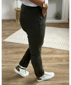 Jeans / Pantalons><noscript><img width=