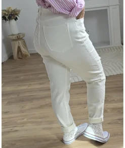 Jeans / Pantalons><noscript><img width=