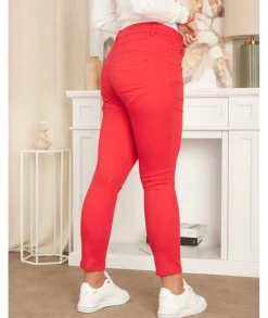 Jeans / Pantalons><noscript><img width=