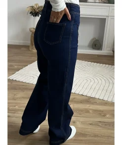 Jeans / Pantalons><noscript><img width=
