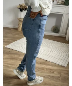 Jeans / Pantalons><noscript><img width=
