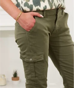 Jeans / Pantalons><noscript><img width=