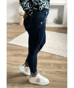 Jeans / Pantalons><noscript><img width=