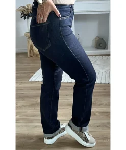 Jeans / Pantalons><noscript><img width=