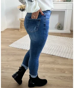 Jeans / Pantalons><noscript><img width=