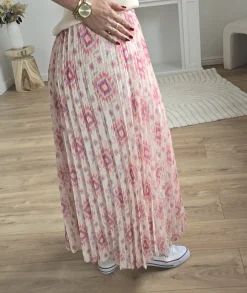 Jupes / Shorts><noscript><img width=