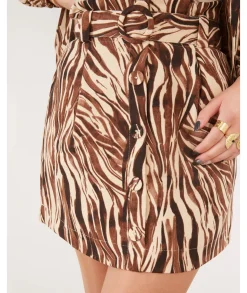 Jupes / Shorts><noscript><img width=