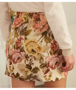 Jupes / Shorts><noscript><img width=