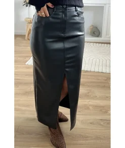 Jupes / Shorts><noscript><img width=
