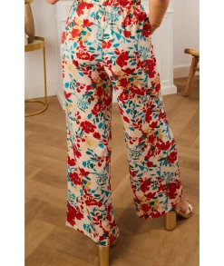 Jeans / Pantalons><noscript><img width=