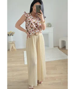 Jeans / Pantalons><noscript><img width=