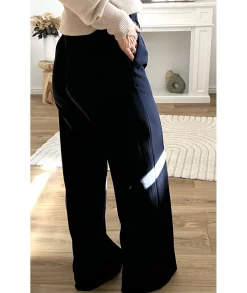 Jeans / Pantalons><noscript><img width=