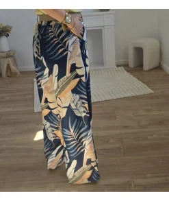 Jeans / Pantalons><noscript><img width=