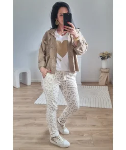 Jeans / Pantalons><noscript><img width=