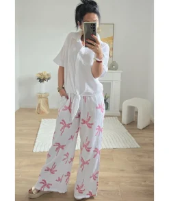 Jeans / Pantalons><noscript><img width=