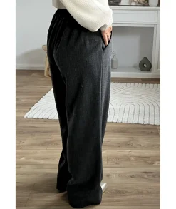 Jeans / Pantalons><noscript><img width=
