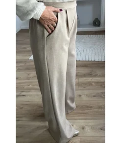 Jeans / Pantalons><noscript><img width=