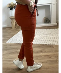 Jeans / Pantalons><noscript><img width=