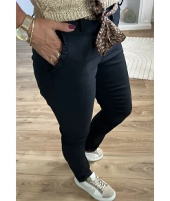 Jeans / Pantalons><noscript><img width=