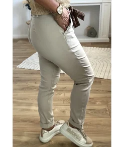 Jeans / Pantalons><noscript><img width=