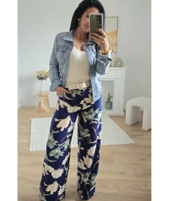 Jeans / Pantalons><noscript><img width=